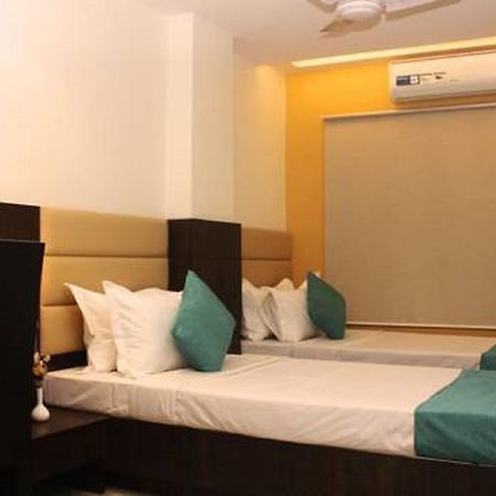 Crest Inn Calcutta  Esterno foto