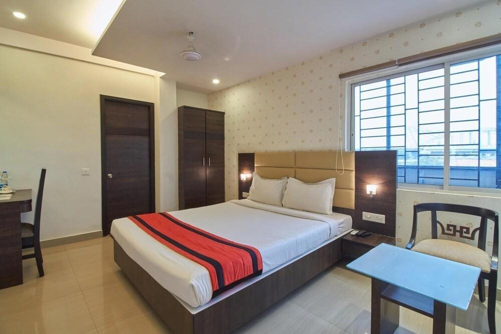 Crest Inn Calcutta  Esterno foto