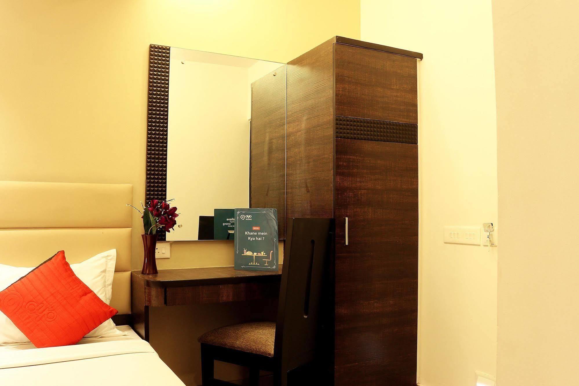 Crest Inn Calcutta  Esterno foto