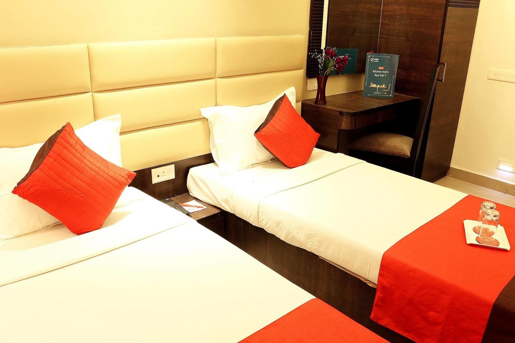 Crest Inn Calcutta  Esterno foto